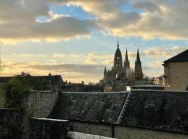 Cocon boisé x Parking by Melrose