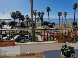 Beach panorama Caleta – apartament w mieście Caleta De Velez