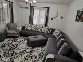 Gümüldür sahile 40m DSİ ve TMO kamp yani, aile için uygun