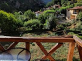 Ζachlorou Mood, serviced apartment in Kalavrita