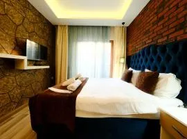 Taksim Celebi Suites