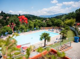 Glamping Florence, ξενοδοχείο με πισίνα σε Troghi