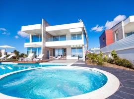 Vivo Mare Beachfront-Seaview Villas, hotel en Ayia Napa