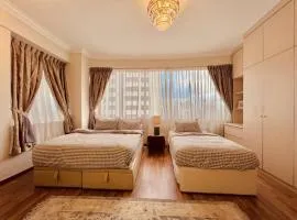 Penthouse Aloha Tower Near Danga Bay@ 8-10Pax