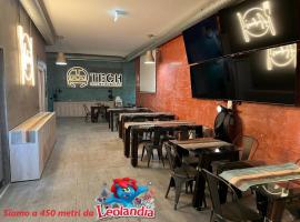 HOTEL TECH, hotel v destinaci Brembate