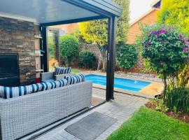 Private Holiday home in Kempton park, holiday home in Kempton Park
