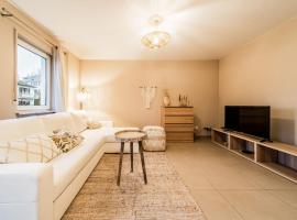 Beautiful apartment in the city and free parking, hotel near Tram and Bus Museum, Luxembourg