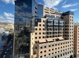 Deluxe Modern 1 bedroom Apartment + Balcony, By Republic Square, Middle of City Center