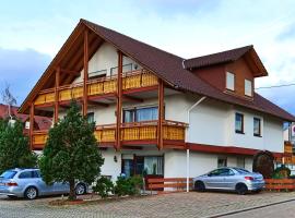 Hotel Garni Sebastian: Kirrweiler şehrinde bir otel