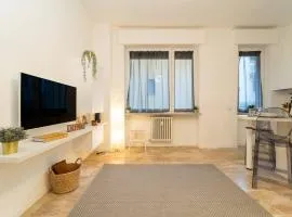 [ Porta Venezia ] Nuovo e accogliente appartamento