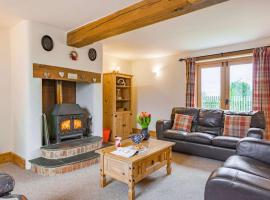 4 Bed in High Bickington BCOUR, holiday home in Burrington