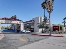 The Infusion Beach Club, hotel em Palm Springs