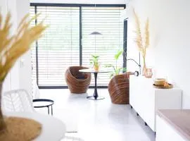 Moulinas - Studio de Rêve avec Jardin - 5 étoiles