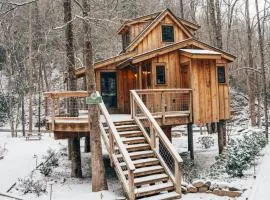 The Poplar in Treehouse Grove at Norton Creek