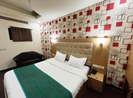 Hotel Diamond Airport, hotel near Delhi International Airport - DEL, New Delhi