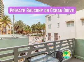 Balcony Deco Apt, w/2 QueenBeds, on Ocean Dr Beach