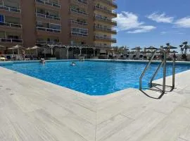 Estudio PYR privado frente al puerto de Fuengirola