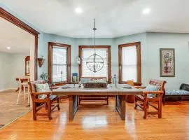 DePue Vacation Rental Less Than 1 Mi to the Lake!