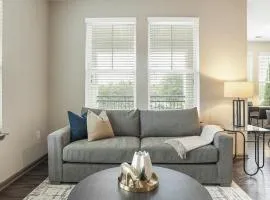 Landing Modern Apartment with Amazing Amenities (ID5578X86)