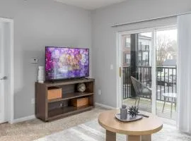 Landing Modern Apartment with Amazing Amenities (ID7168X66)