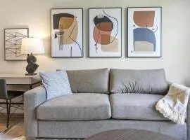 Landing Modern Apartment with Amazing Amenities (ID9713X45)