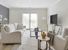 Landing Modern Apartment with Amazing Amenities (ID8416X37)