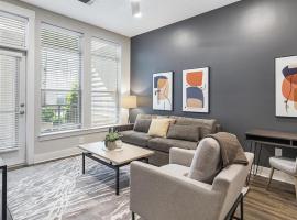 Landing Modern Apartment with Amazing Amenities (ID9912X42), hotel en Franklin