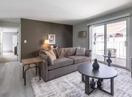 Landing Modern Apartment with Amazing Amenities (ID9428X15)