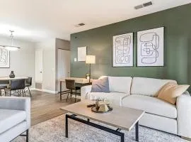Landing Modern Apartment with Amazing Amenities (ID9219X12)