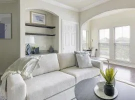 Landing Modern Apartment with Amazing Amenities (ID1220X204)