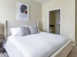 Landing Modern Apartment with Amazing Amenities (ID1174X415)