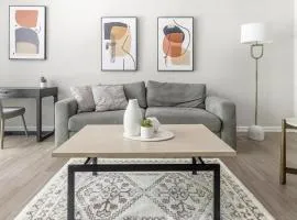 Landing Modern Apartment with Amazing Amenities (ID1375X130)