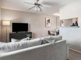 Landing Modern Apartment with Amazing Amenities (ID9665X12)