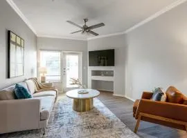 Landing Modern Apartment with Amazing Amenities (ID2249)