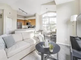 Landing Modern Apartment with Amazing Amenities (ID7578X85)
