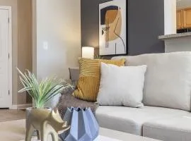 Landing Modern Apartment with Amazing Amenities (ID4486X21)