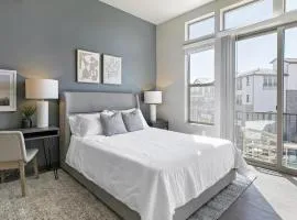 Landing Modern Apartment with Amazing Amenities (ID8265X12)