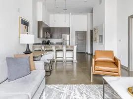 Landing Modern Apartment with Amazing Amenities (ID7403X37)