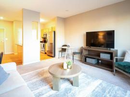 Landing Modern Apartment with Amazing Amenities (ID7380X13), apartment in Saint Paul