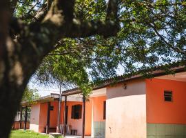 Pousada Salinas Valle, guest house in Tramandaí