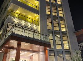 Hotel- The Yellow Queen, hotell i Guwahati