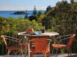 Barefoot Spirit - Stay Waiheke