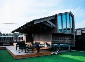 Tiny N resort