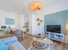 2 bedroom apartment near tram, CHR + parking