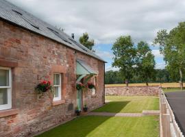 Dryburgh Steading One, holiday home in Saint Boswells