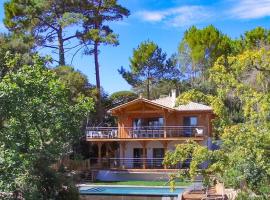 Pyla Villa esprit cabane Vue imprenable, hotel com piscina em Pyla-sur-Mer
