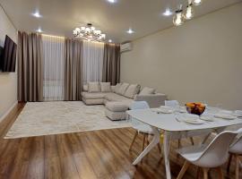 Элитная 2х комнатная квартира в ЖК Куралай, hotel with parking in Qyzylorda