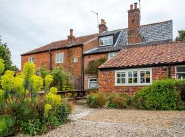 Dressmakers Cottage, hotel di Wrentham