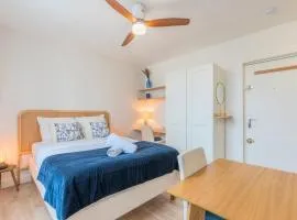 Equipped studio - near train stations