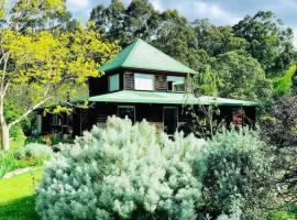 Pemberton Forest View Retreat, holiday home in Pemberton